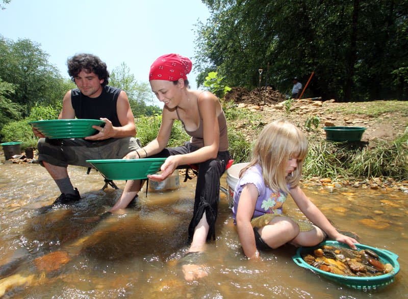 GPAA members prospecting and the outdoor community